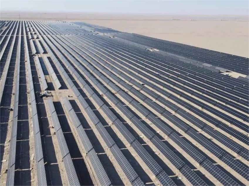 Projeto solar terrestre em grande escala de 12 MW (Qinghai, China)