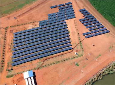 Projeto de sistema solar montado no solo fora da rede de 2 MW (África do Sul)